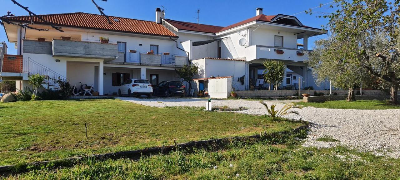 Casa Vacanze Cerreto 3 Miglianico المظهر الخارجي الصورة